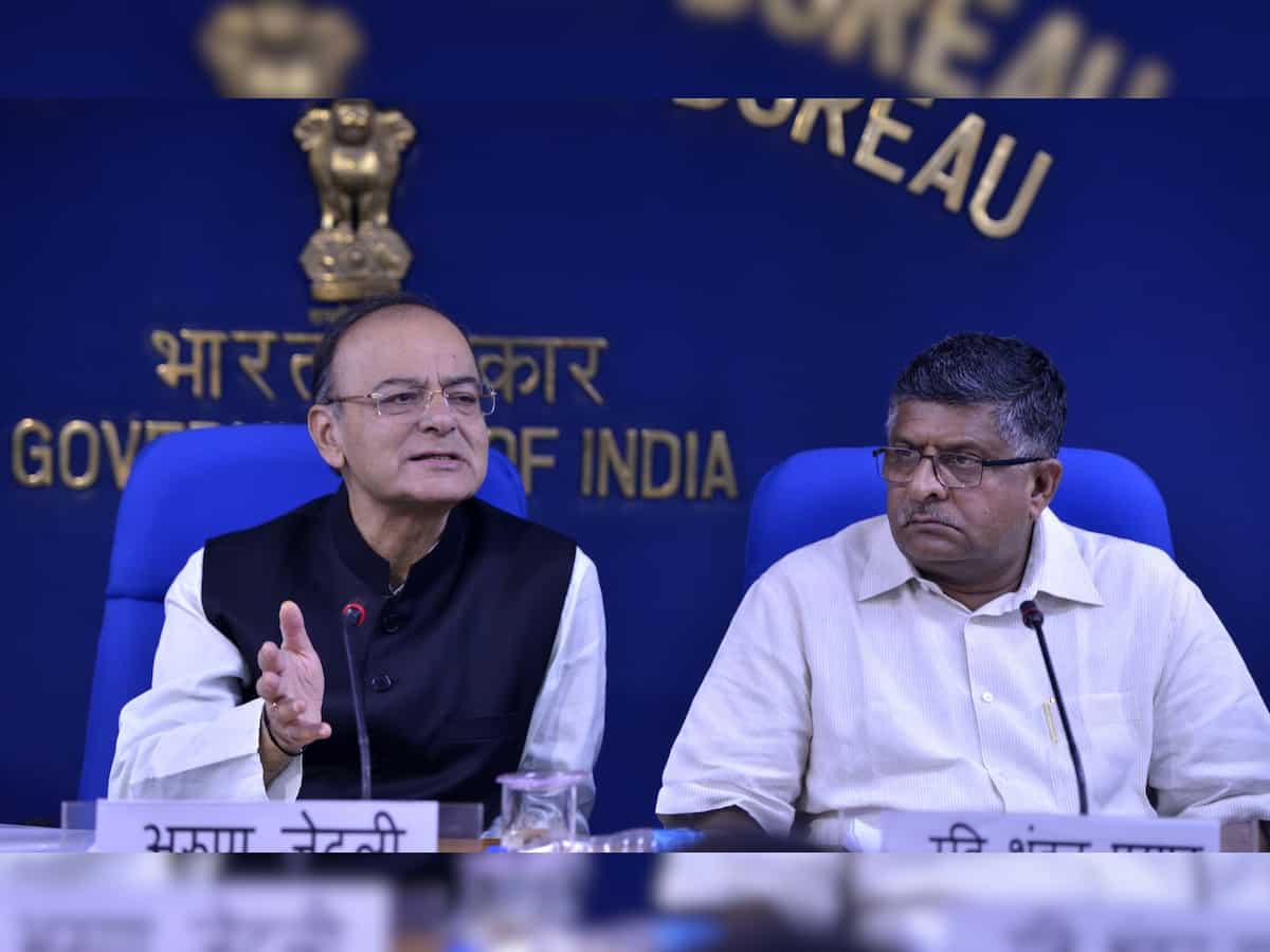 New Rs 1000 currency report false, Finance Ministry