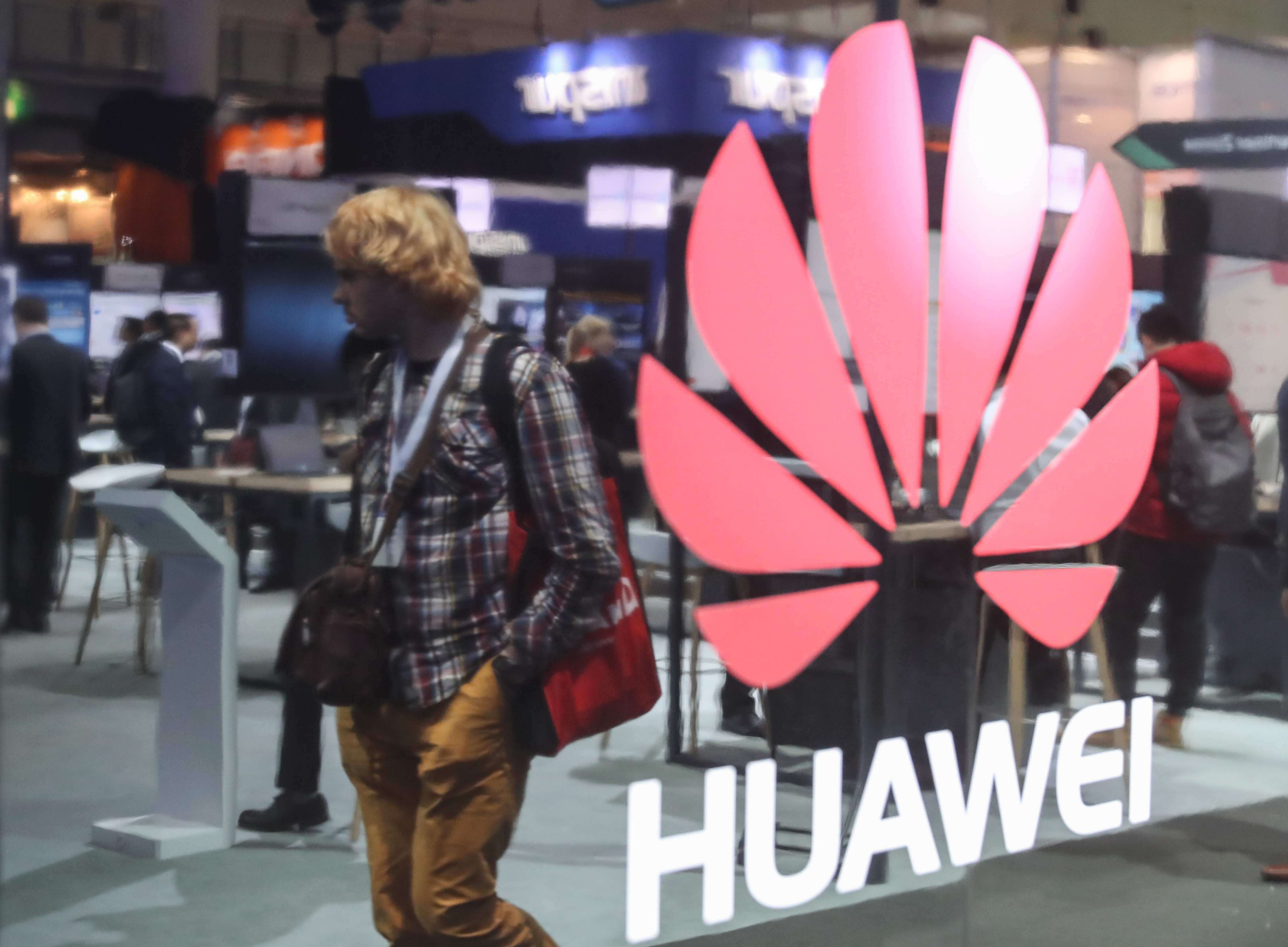 Huawei's global smartphone sales surpasses Apple iPhone for the first time