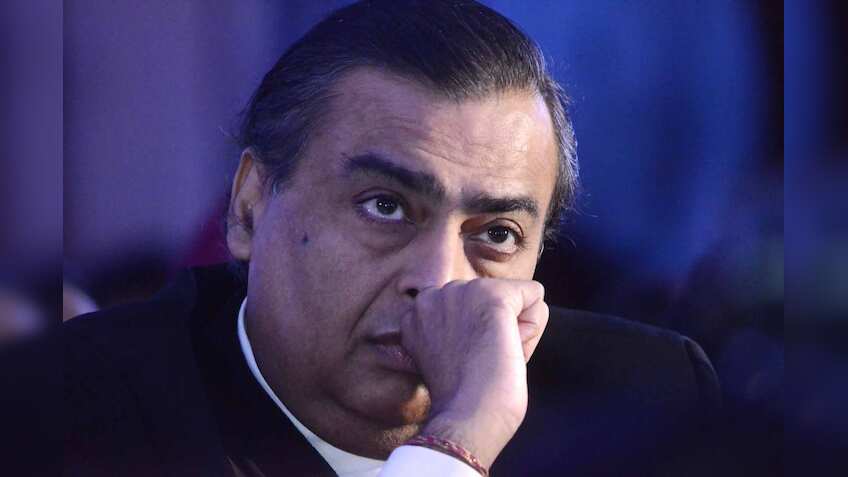 Reliance Industries ex-bonus: Shares touch fresh high; analysts set new target price