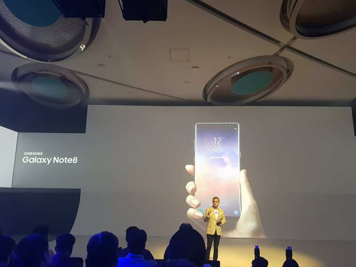 Samsung Galaxy Note 8 sells for Rs 2000