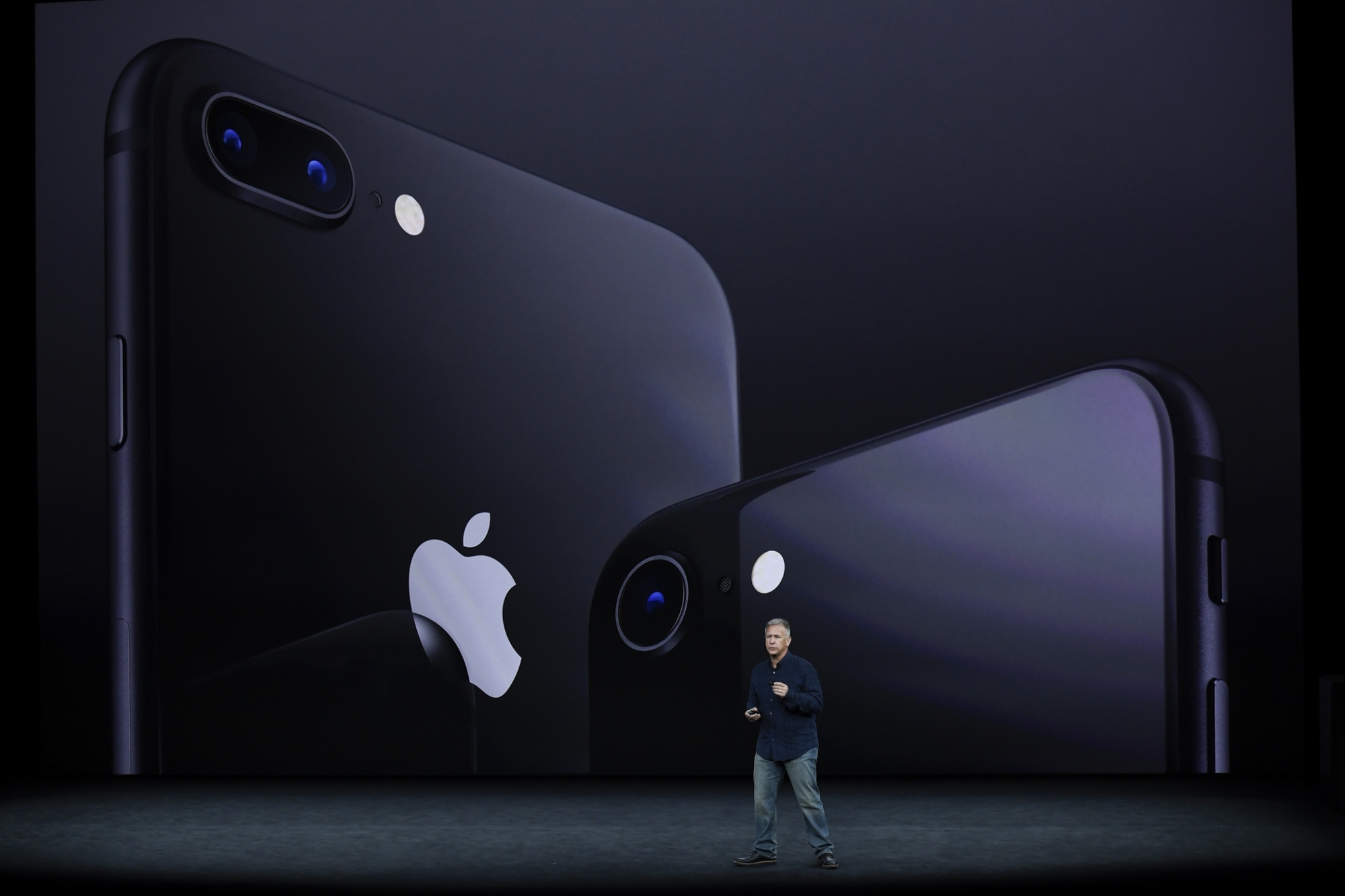 Reliance Jio offers Rs 10,000 cashback, 70% buyback scheme on iPhone 8 and 8 Plus
