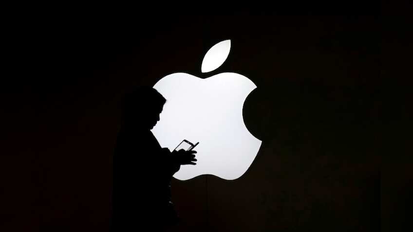 Apple shares flirt with correction territory