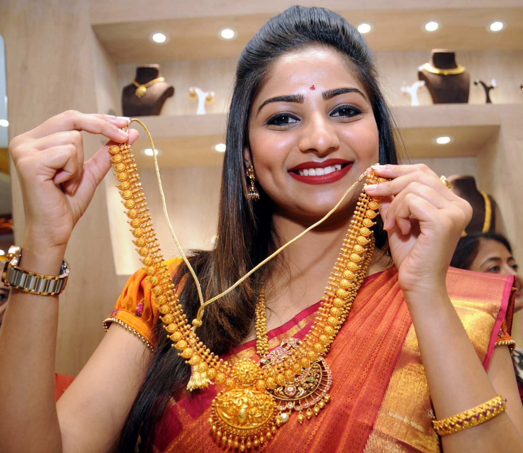 Gold sales likely to revive during Diwali as KYC norms eased