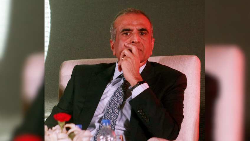 Bharti Airtel buys Tata's consumer mobile business