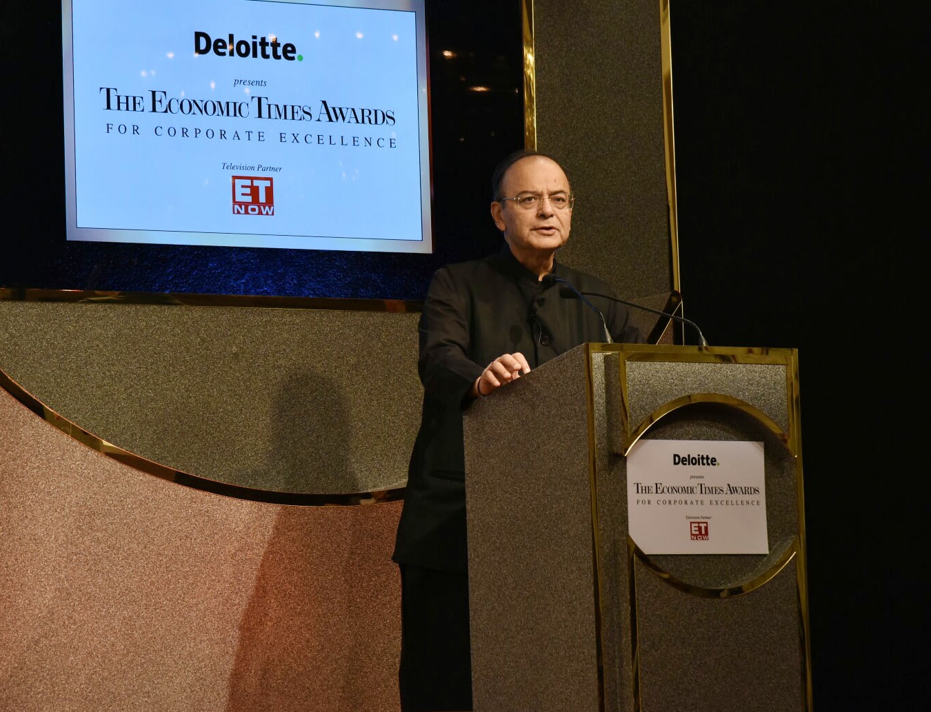 FM Arun Jaitley declines to disclose facts about demonetisation decision