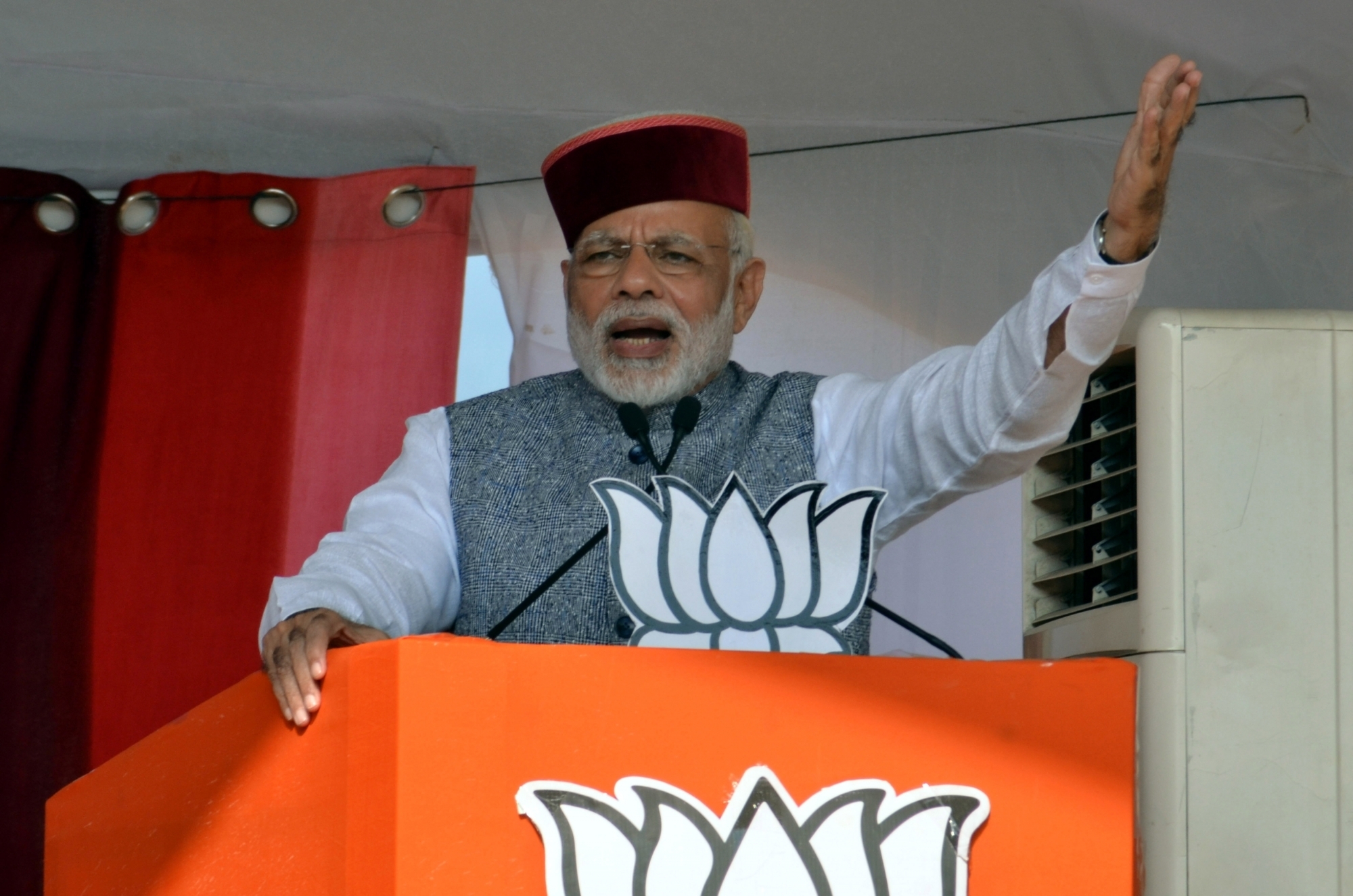 GST recommendations will benefit people, strengthen tax structure: Modi