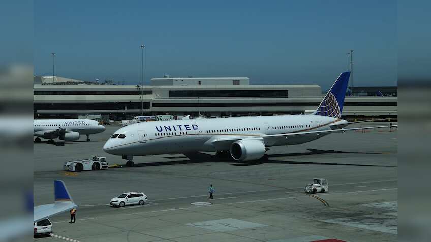 United Airlines halts Newark-Delhi flights on poor air quality