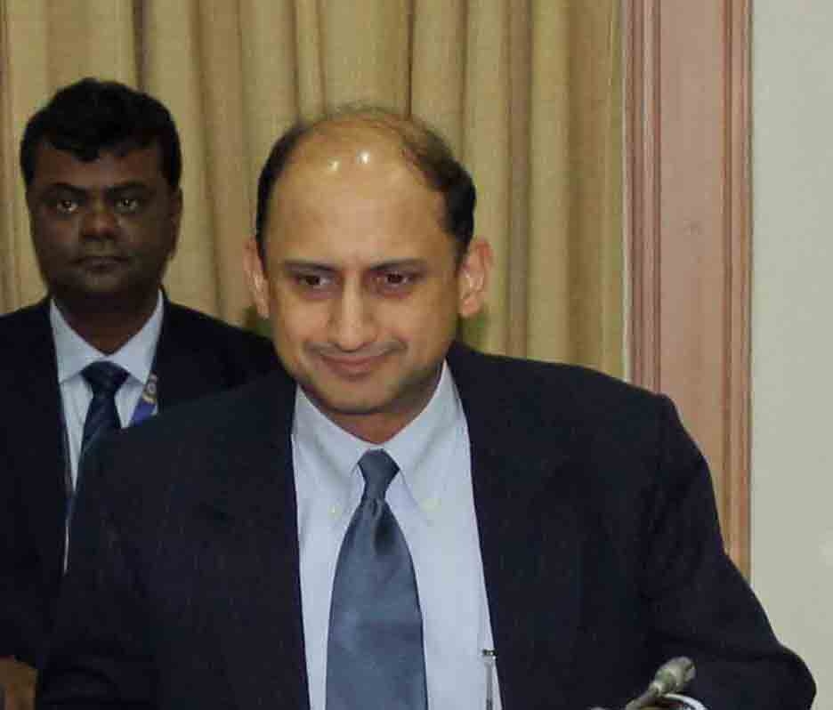 Stress on asset resolution, recapitalisation to improve banks' balance sheets: Acharya