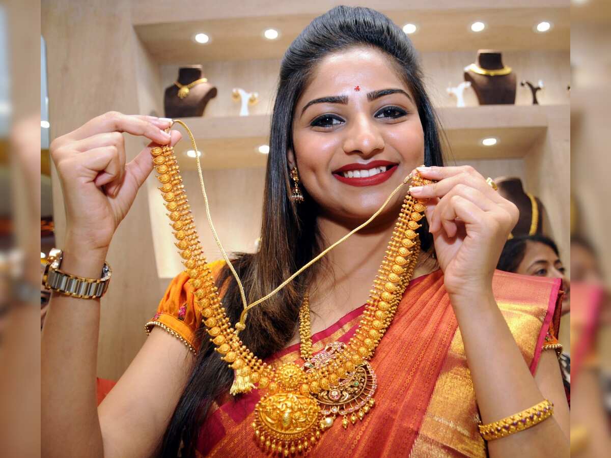 Include 20 carat gold jewellery in hallmark standards: