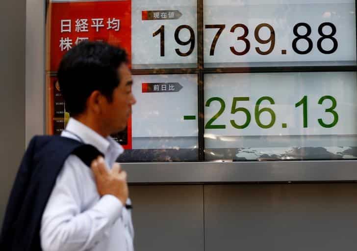Asia stocks supported by global growth optimism, dollar strong