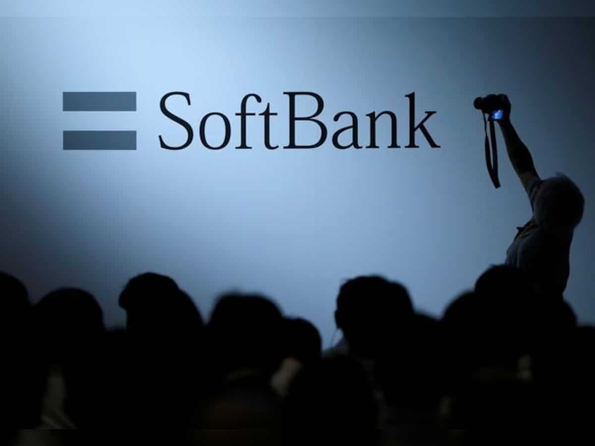 SoftBank offering to buy Uber shares at 30%