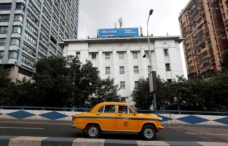 Reliance Communications enters into pact to sell DTH operation