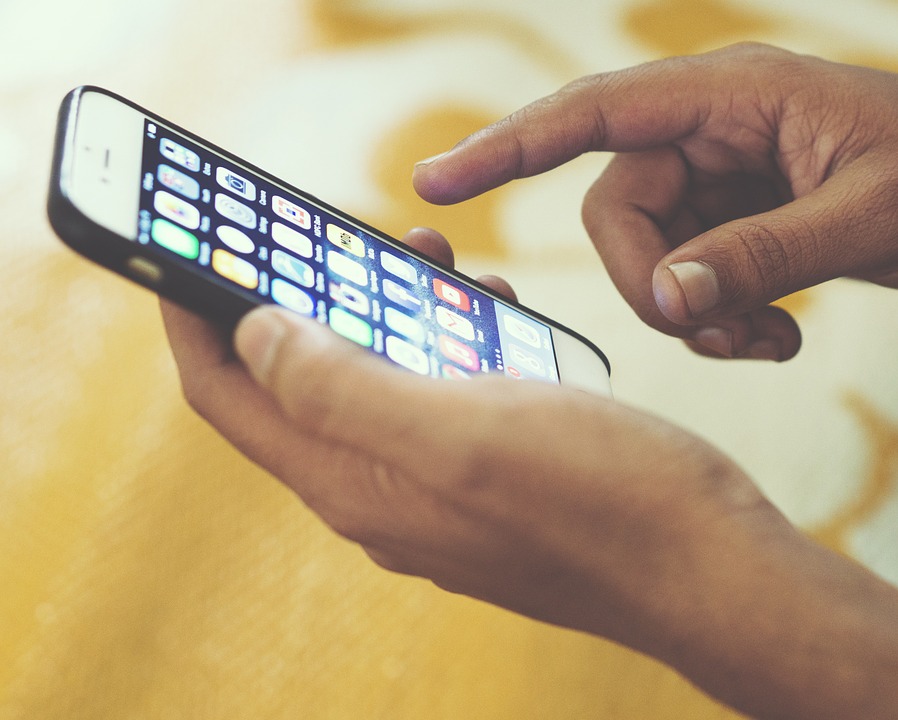 Airtel, Vodafone, Idea lose market share as Reliance Jio gains over 12% in October