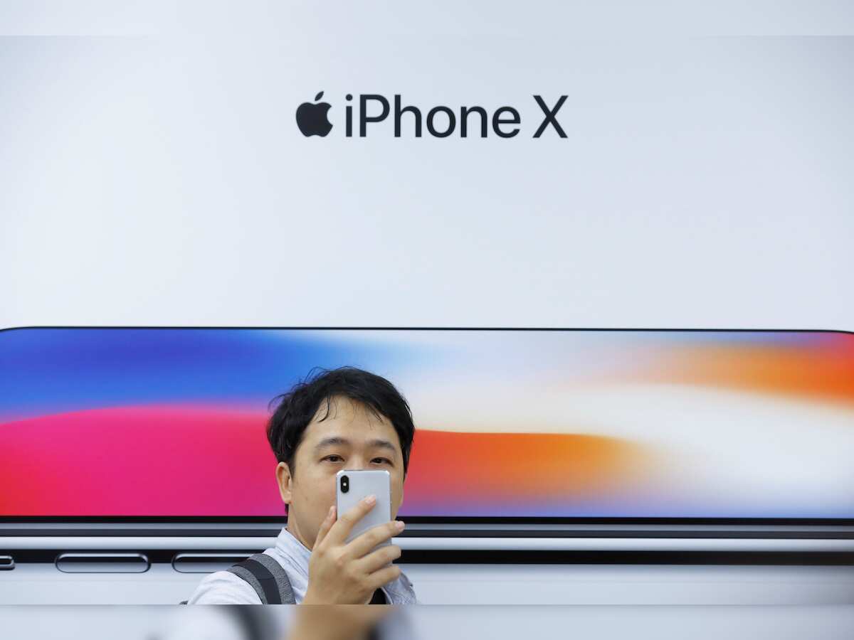 Apple to issue fix for iPhones, Macs at
