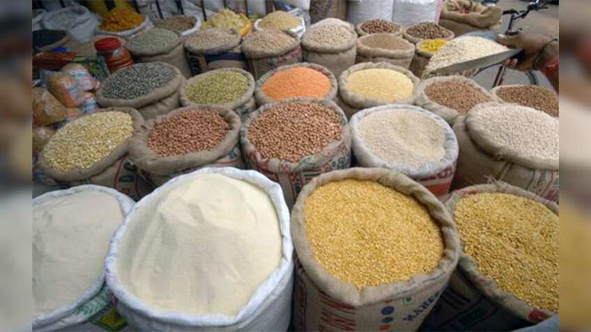 Select pulses plunge up to Rs 1,400 per quintal  this week