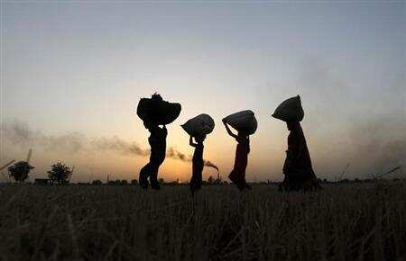 India to become fastest growing large economy in 2018: Report