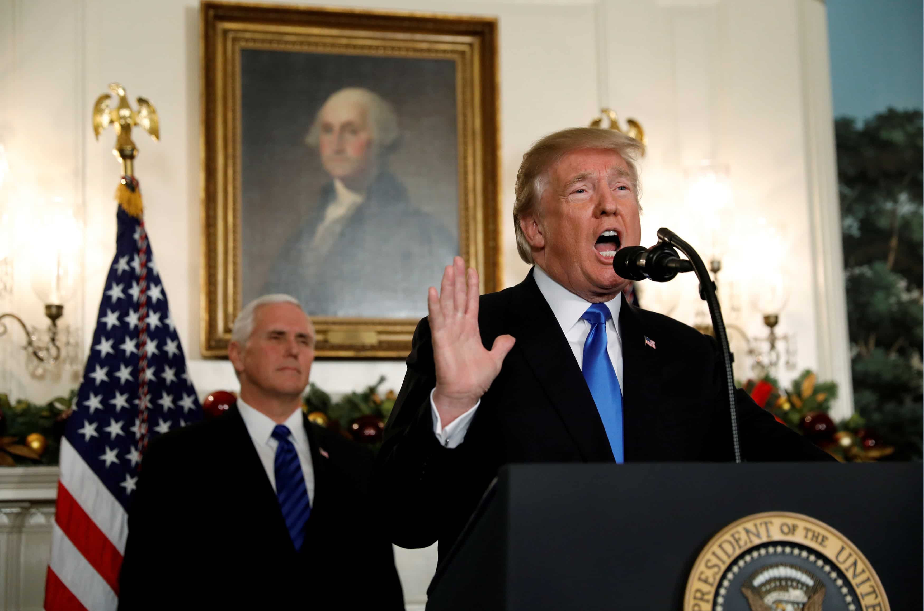US government to remain closed on Monday as Senate still short of deal