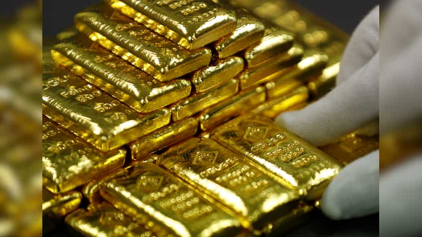 Dollar slump drives gold to highest since August 2016