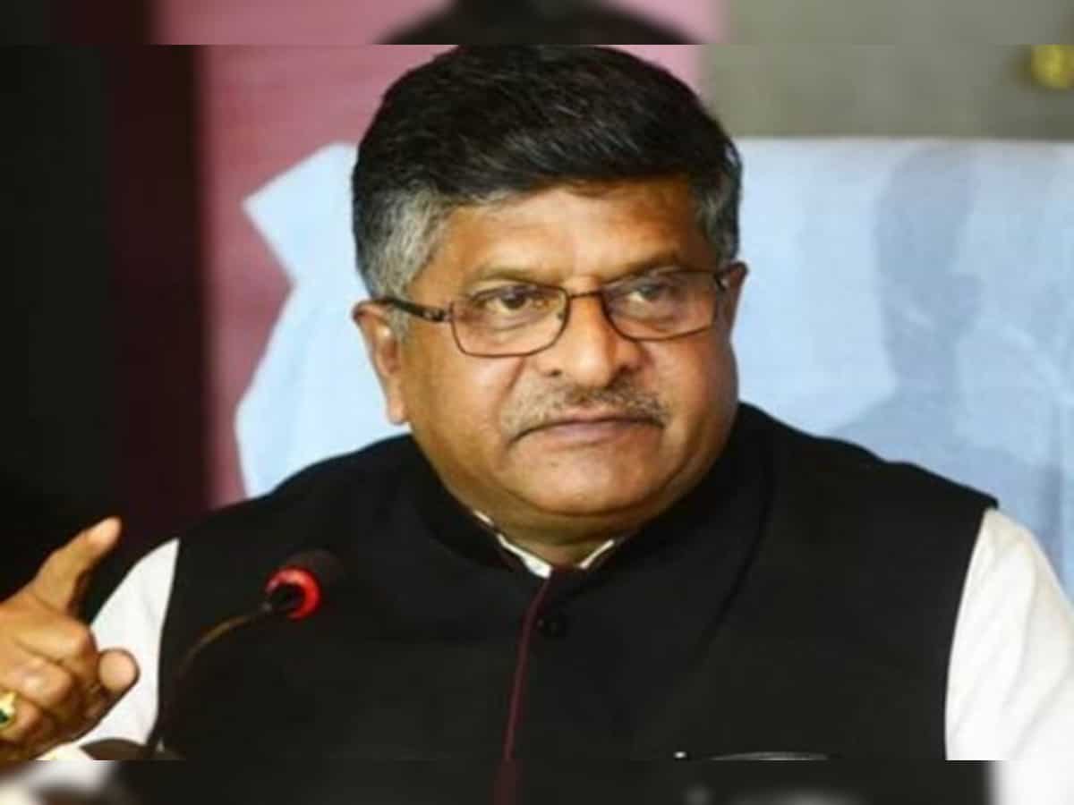 CSCs can transform India, create rural jobs: IT