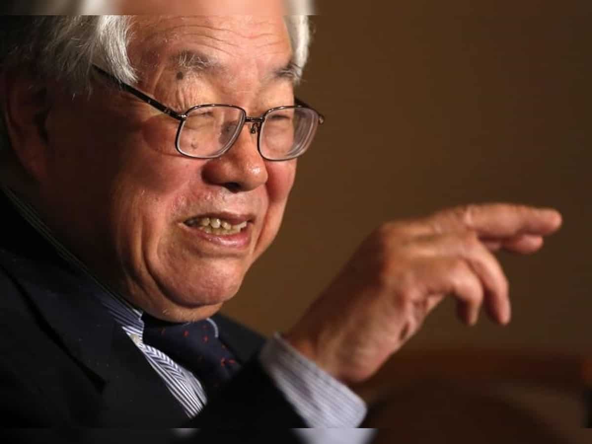 BOJ should stick with &#039;Abenomics&#039;, whoever next governor