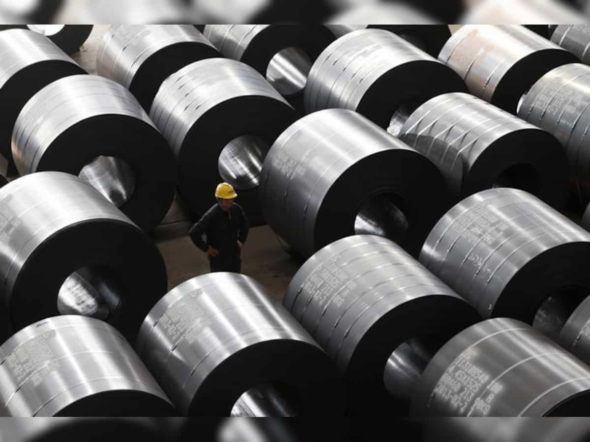 Steel prices remain flat