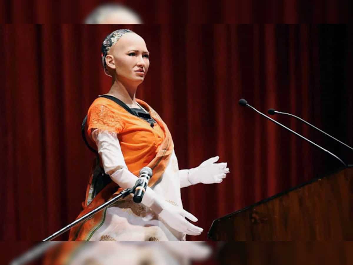 Humanoid Sophia may dazzle at global tech event