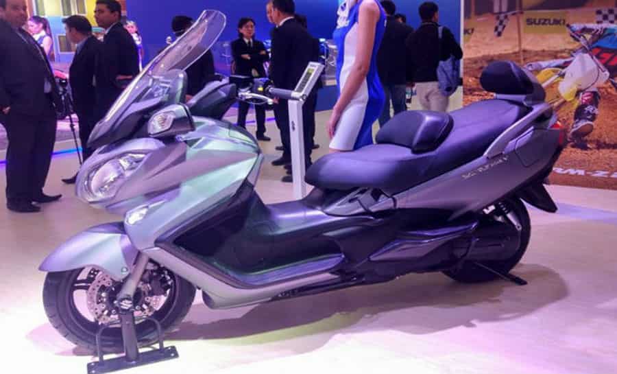 Suzuki Motorcycle has launched the Suzuki Burgman Street 125cc maxi-scooter at a price tag of around Rs 70,000 (ex-showroom Delhi). Source: Zee News