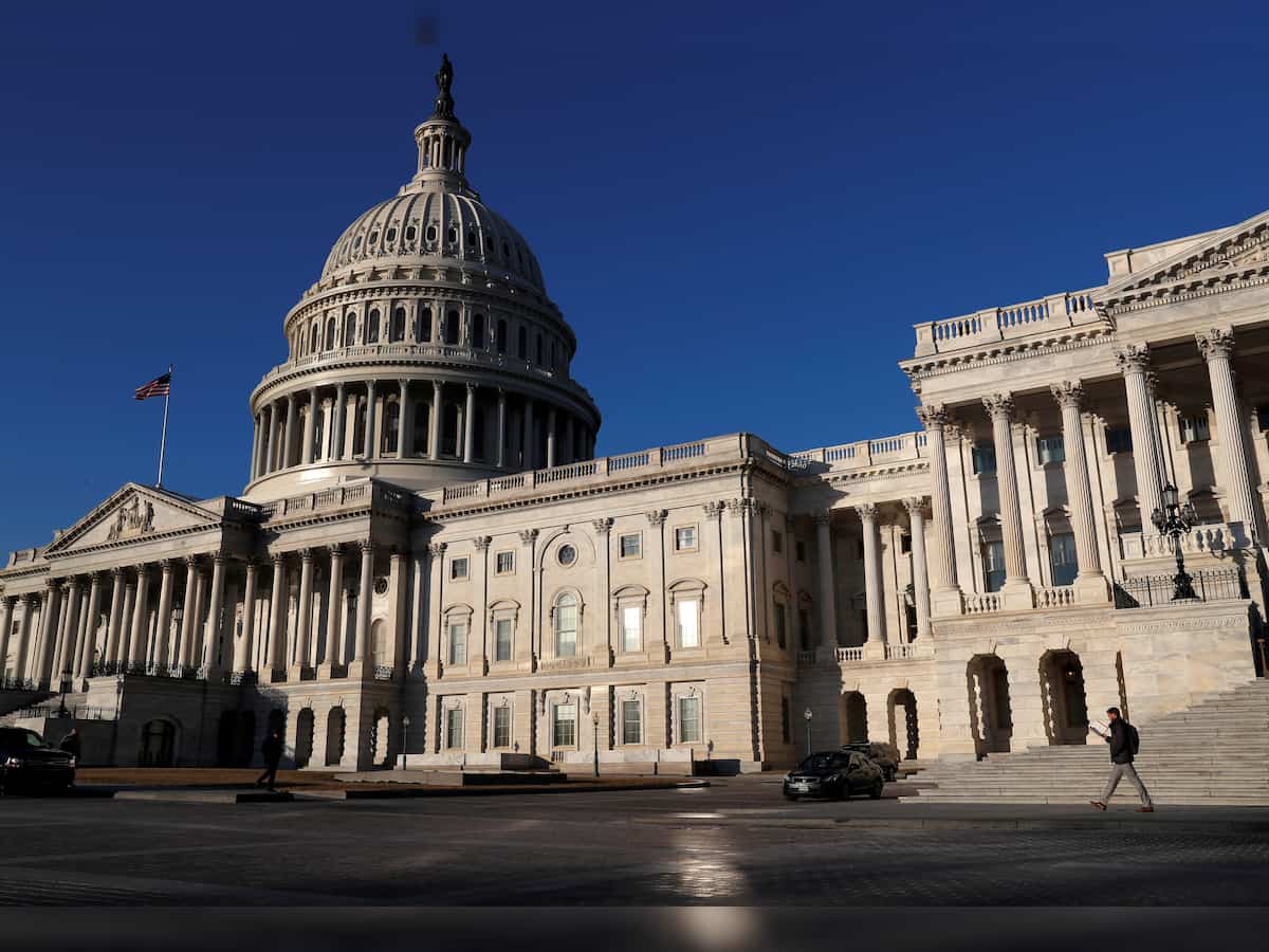 US federal shutdown at hand after fiscal hawk&#039;s