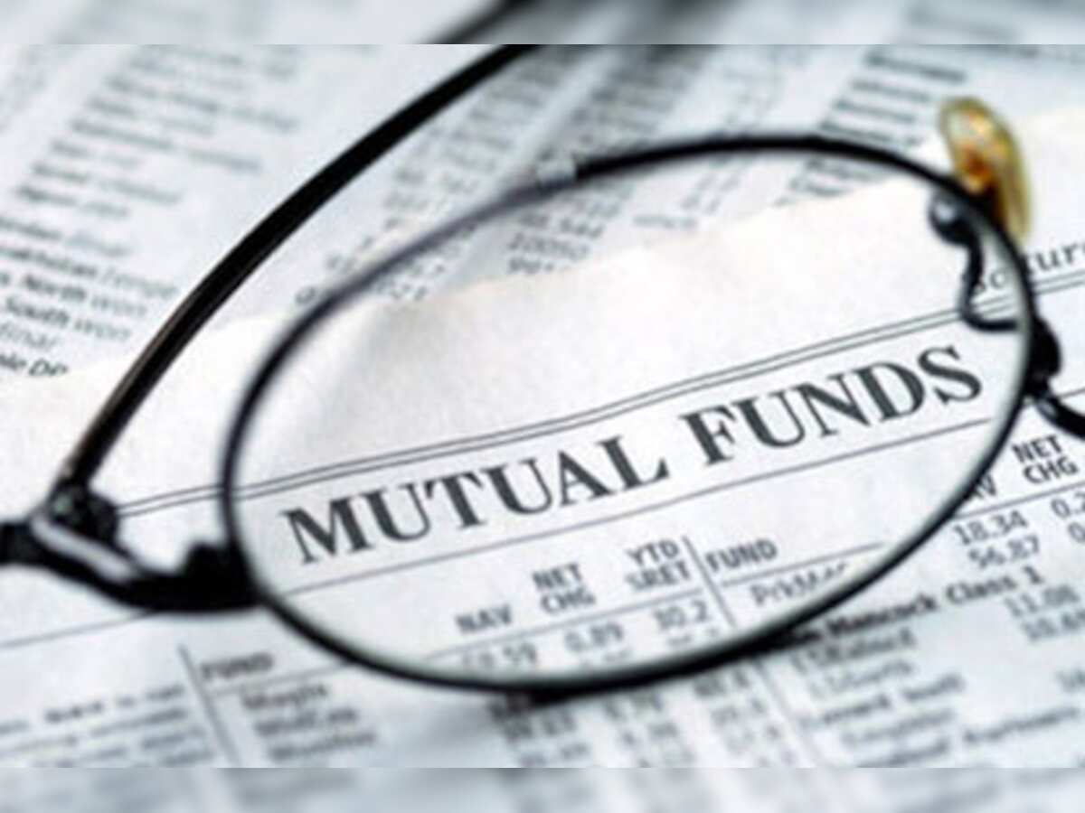 Even as market falls, mutual funds continue buying