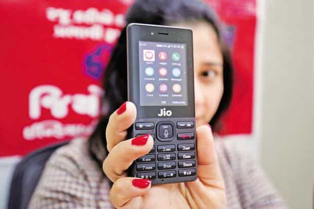 Reliance Jio to sell JioPhone on MobiKwik platform