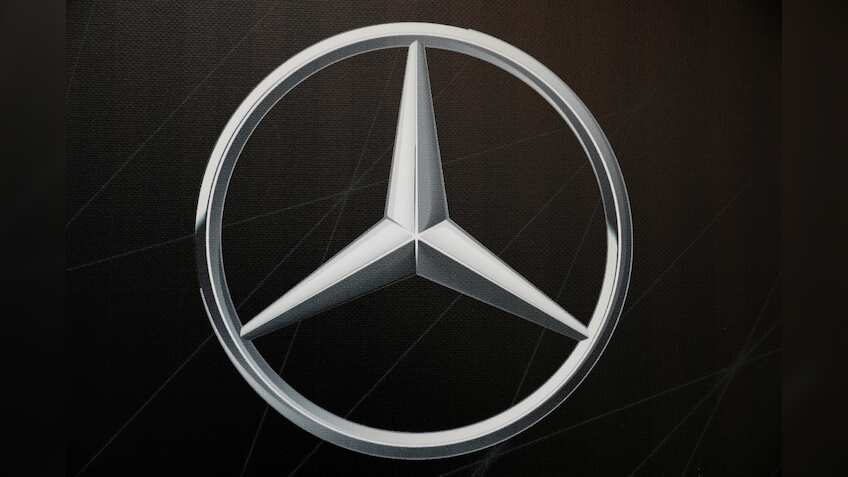 Mercedes Benz recalls 20,779 cars in China