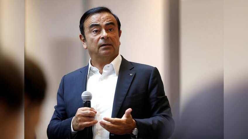 Renault board asks Ghosn to stay, pursue closer Nissan integration