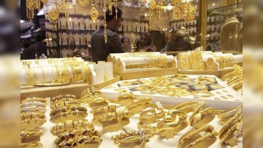 24 karat gold slips Rs 192 to Rs 30,532; track city-wise prices here