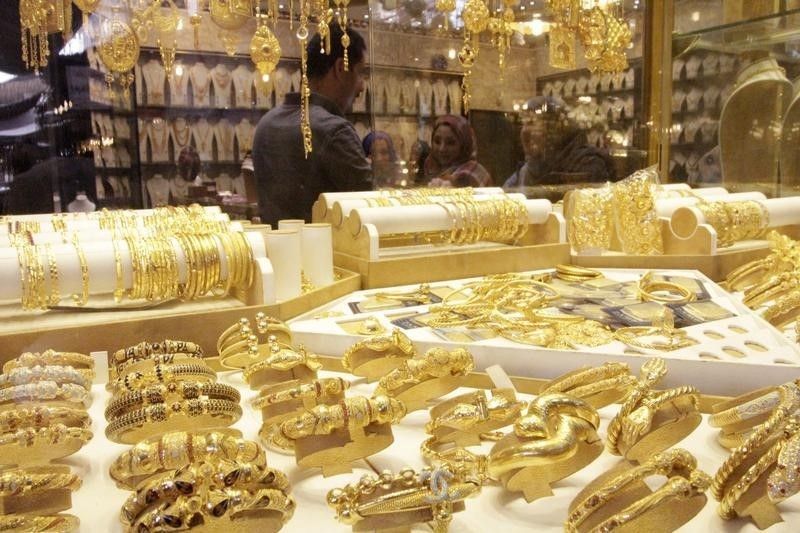 24 karat gold slips Rs 192 to Rs 30,532; track city-wise prices here