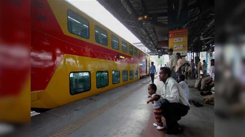 Railways recruitment 2018: Hiring for 90,000 assistant loco pilots, technicians, gangmen, switchmen starts