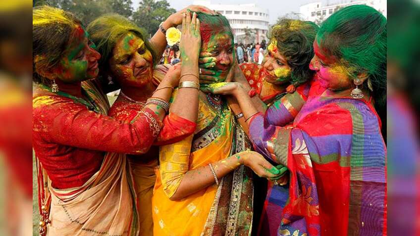 Happy Holi: Some money lessons we can learn from this festival of colours 