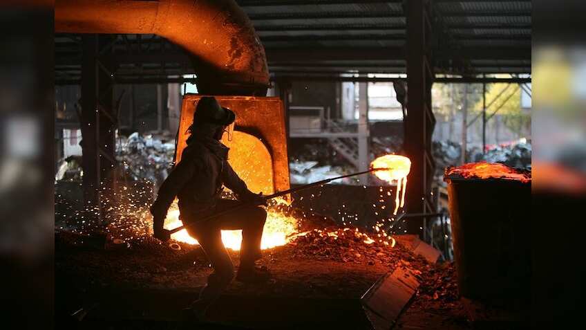 India doesn't expect immediate hit to steel exports after U.S. import curbs - govt official