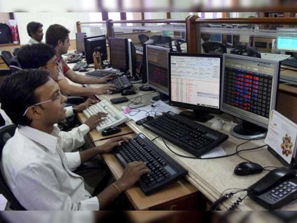 Sensex struggles on uncertainty, slips 95 points for