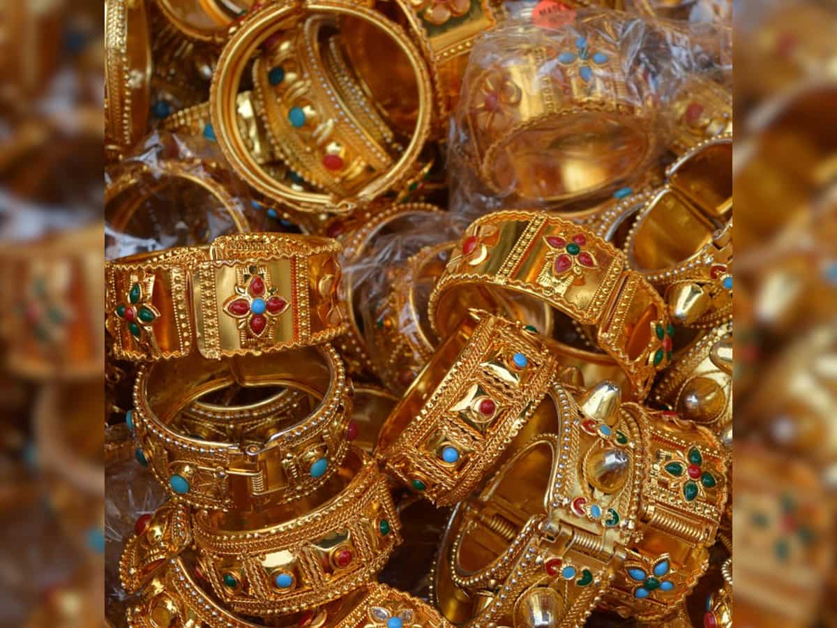 Gold in India rises as global prices up
