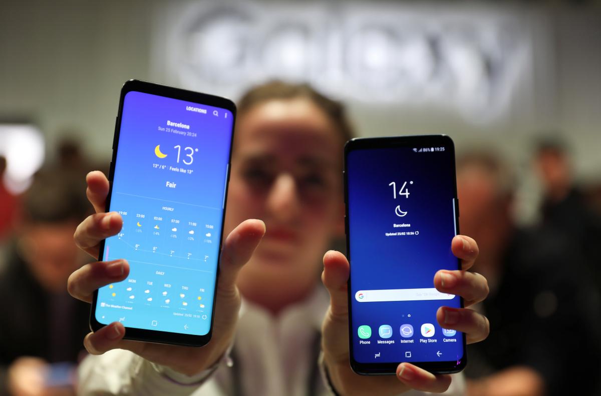 Microsoft starts selling customised Samsung Galaxy S9, S9+