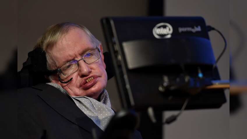 Stephen Hawking dead at 76: Legendary British scientist passes away at home in Cambridge