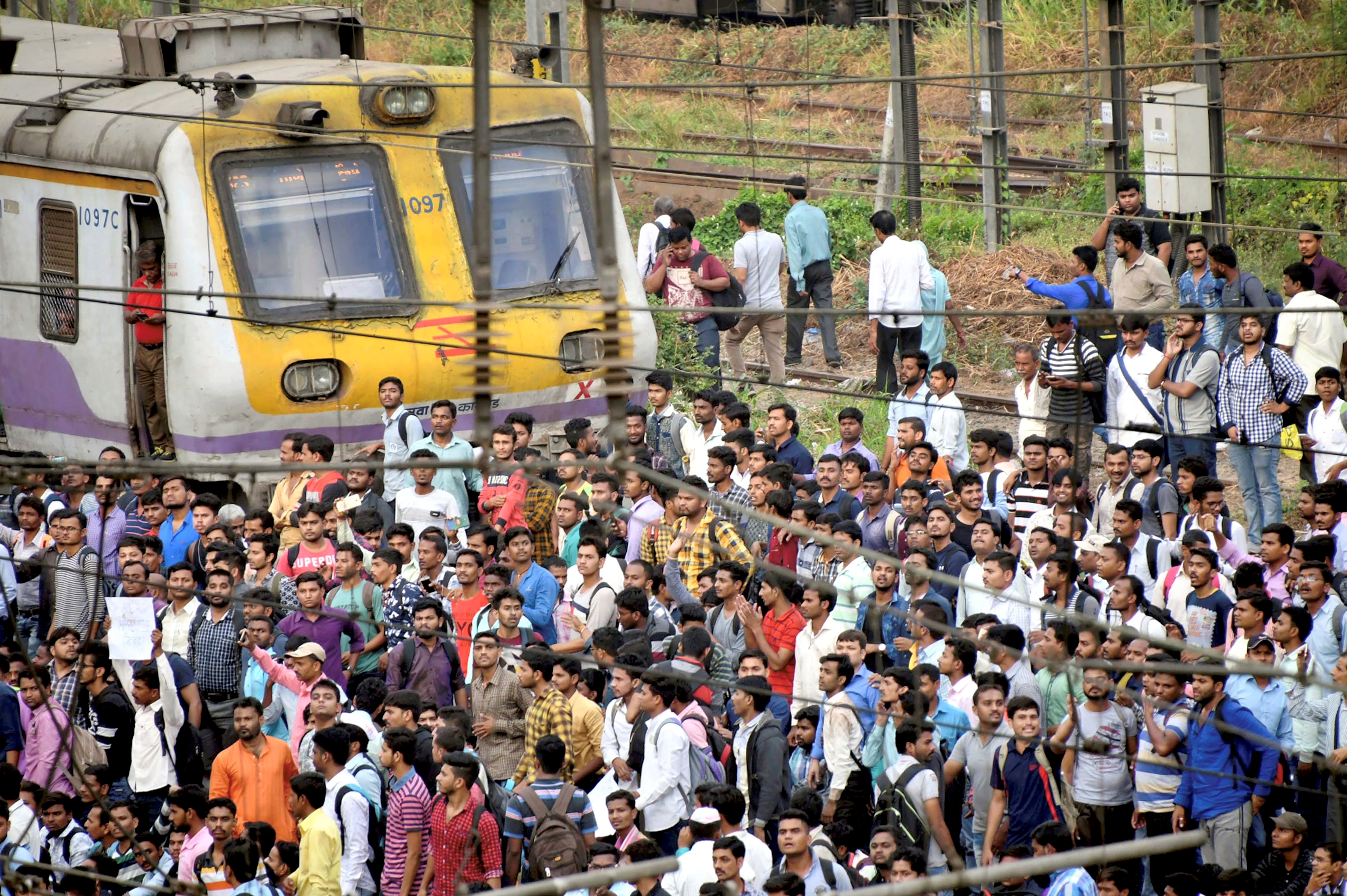 Mumbai central Railways protest: Railway recruitment 2018 row sparks strike; Indian Railways targetted, local trains blocked