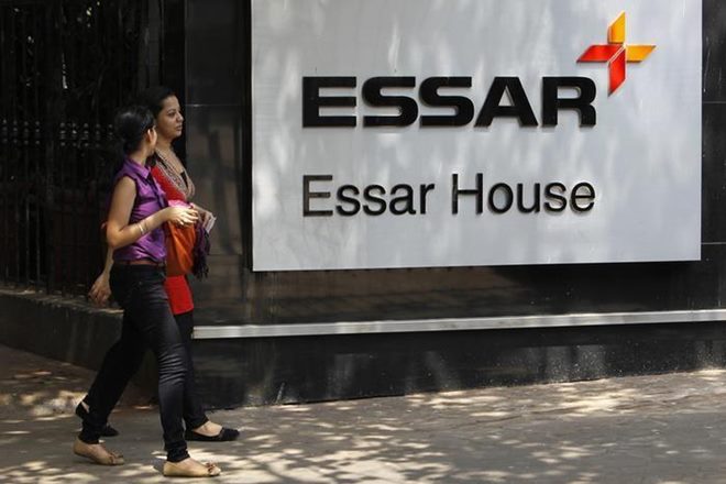 Essar Oil picks Trafigura, BP for $1 billion oil-backed loan, as Indian refiner`s new owners seek to diversify financing base
