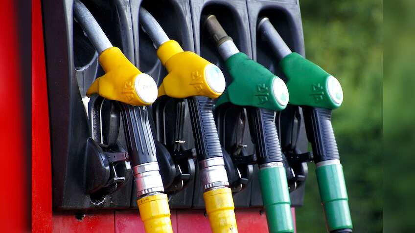 Diesel prices in India today rises by 8 - 9 paisa; Chennai sees most hike