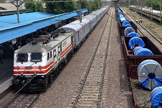 RRB Recruitment 2018: Last date looming for 89409 railway jobs; apply at indianrailways.gov.in