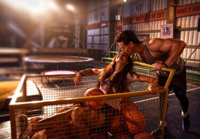 Baaghi 2 box office collection: Tiger Shroff muscles
