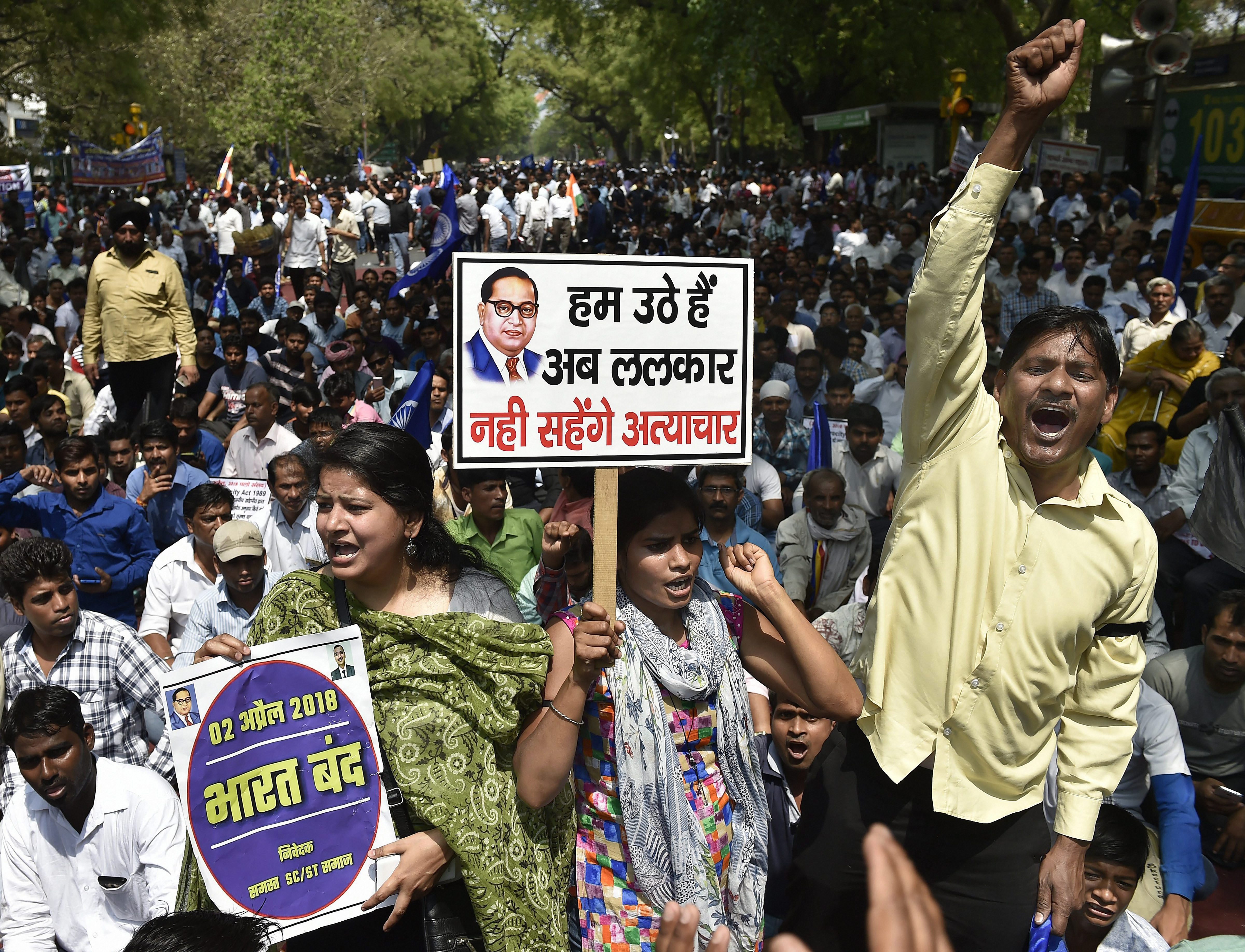 Bharat bandh: Dalit outfits strike turns violent, Madhya Pradesh, Rajasthan, Utar Pradesh hit severely