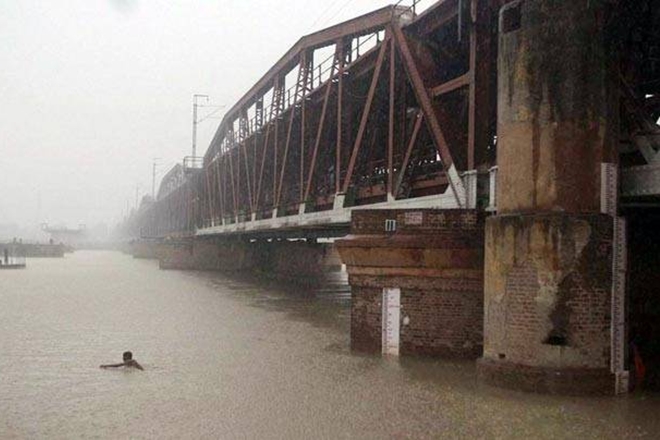 Big concern! Over 37,000 Indian Railways bridges are 100 years old