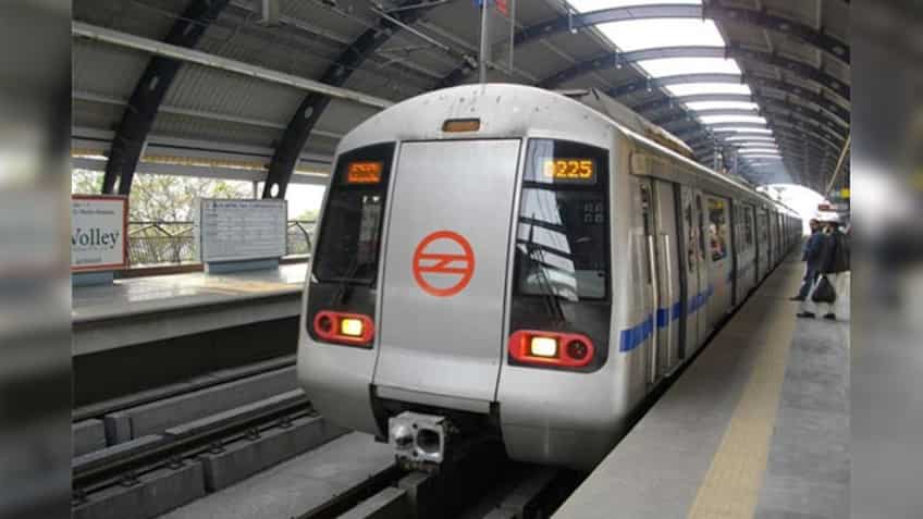 Delhi Metro Pink Line service disrupted by dust storm