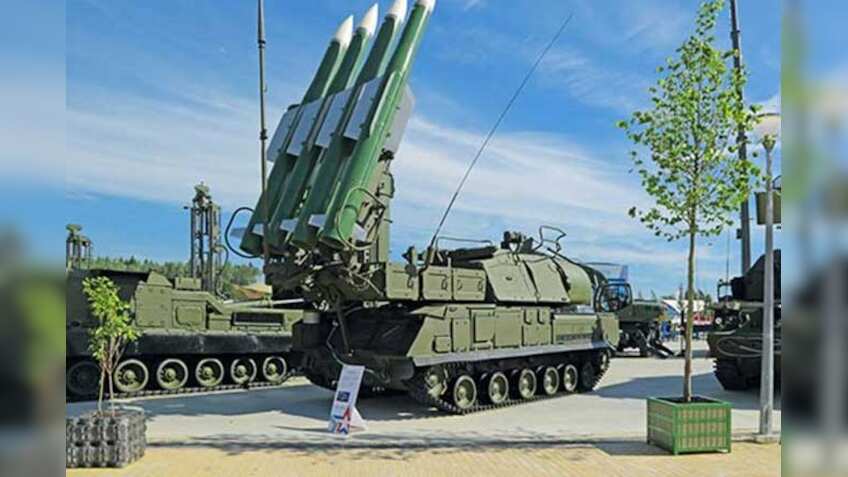 DefExpo 2018: ‘Make in India’ Force Multiplier 155mm 52 Cal Mounted Gun system launched